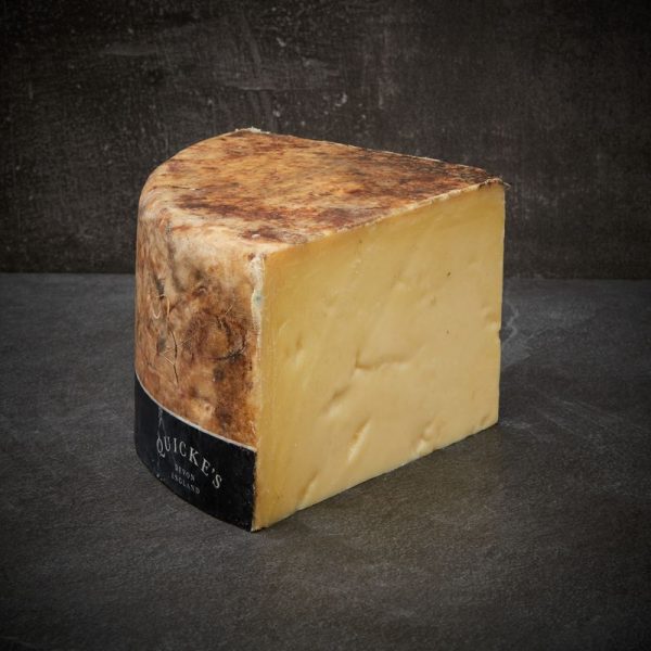 Quicke's Clothbound Cheddar Extra Mature