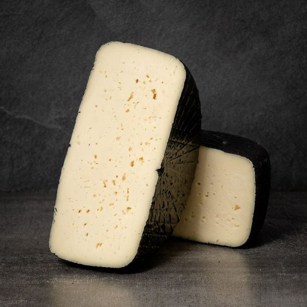 Tomme Noire des Pyrénées