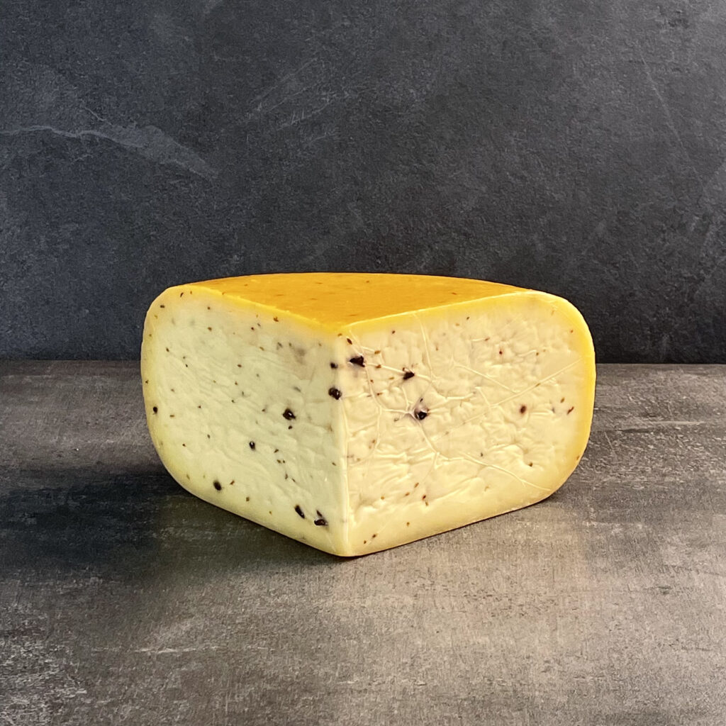 Gouda, Mountainoak - Smoked - La Ferme Black River Game Farm